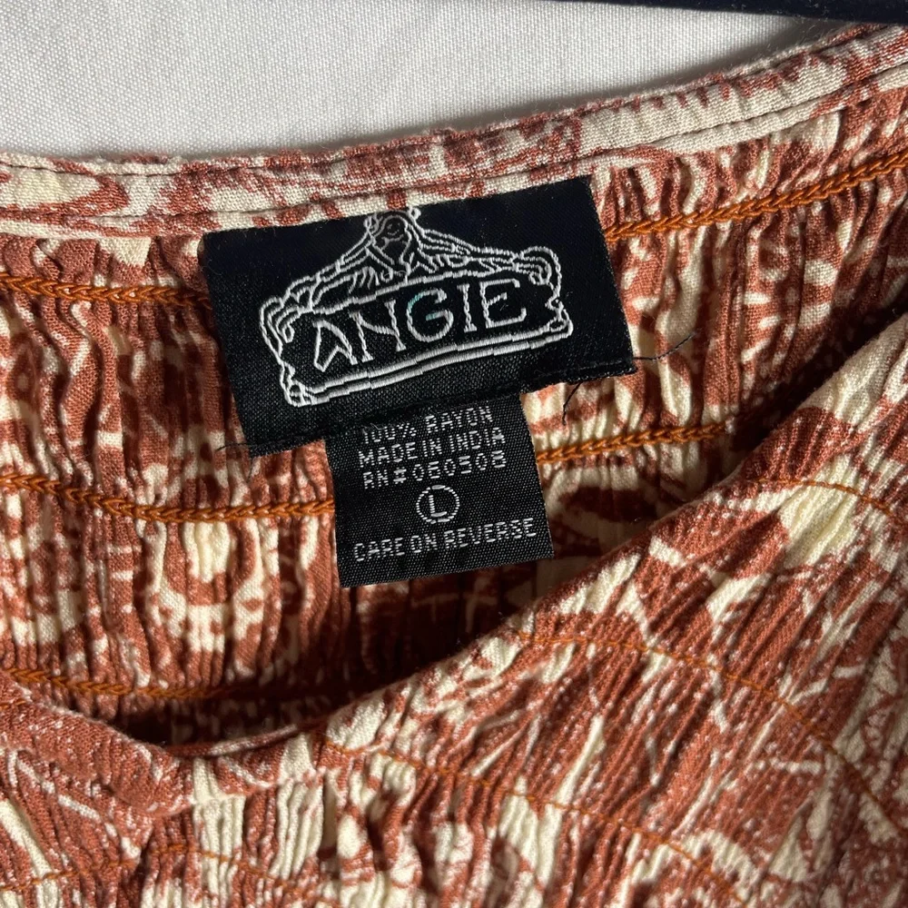 Angie Rust and Cream Floral Smocked Midi Dress - Picture 2 of 5